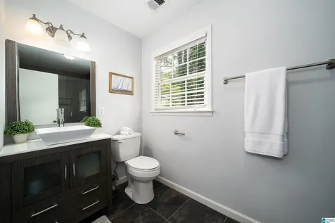2400 Meadowlark Drive Hoover AL 35226