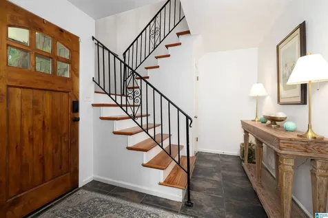 2400 Meadowlark Drive Hoover AL 35226
