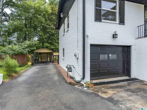 1633 Brookfield Lane Birmingham AL 35214