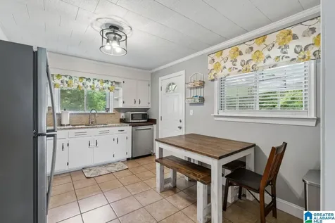 110 Carla Avenue Trussville AL 35173