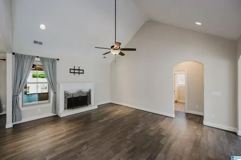 525 Willow Branch Circle Chelsea AL 35043