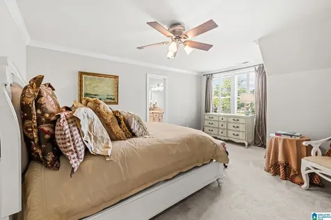 8440 Ledge Circle Trussville AL 35173