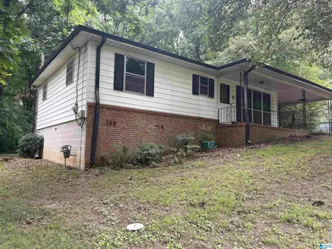 1914 3rd Street NW Center Point AL 35215