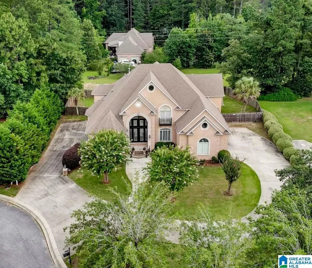 205 Woodbridge Trail Chelsea AL 35043