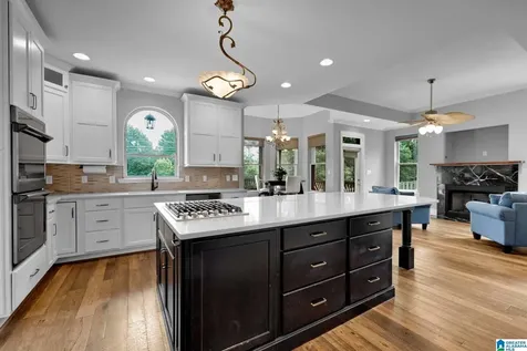 205 Woodbridge Trail Chelsea AL 35043