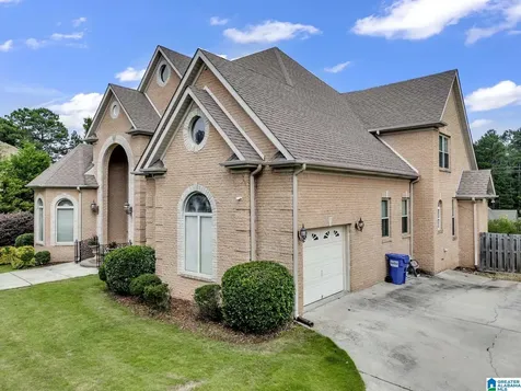 205 Woodbridge Trail Chelsea AL 35043