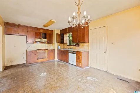 413 Debby Lane Adamsville AL 35005