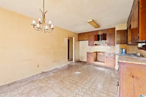 413 Debby Lane Adamsville AL 35005