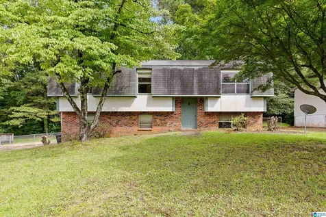 413 Debby Lane Adamsville AL 35005