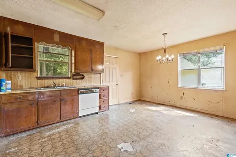 413 Debby Lane Adamsville AL 35005