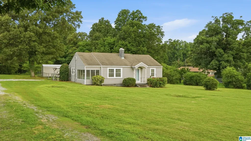 536 10th Avenue Pleasant Grove AL 35127