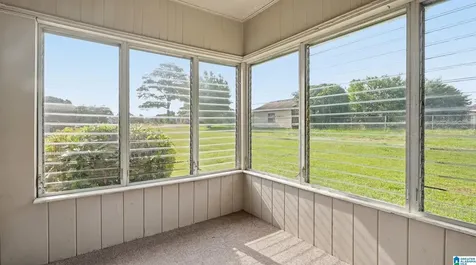 536 10th Avenue Pleasant Grove AL 35127