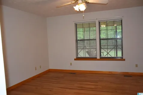 1915 Coosa County Road 19 Rockford AL 35136