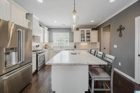 5175 Park Side Circle Hoover AL 35244