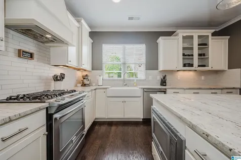 5175 Park Side Circle Hoover AL 35244