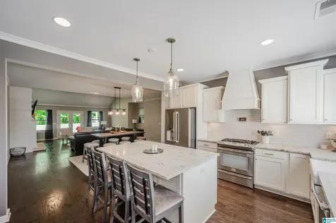 5175 Park Side Circle Hoover AL 35244