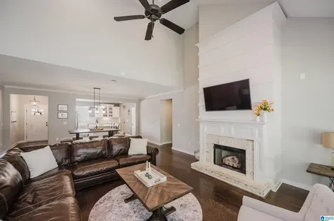 5175 Park Side Circle Hoover AL 35244