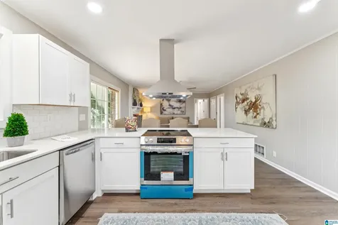 817 4th Avenue Pleasant Grove AL 35127