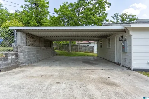 1316 Warrior Road Birmingham AL 35218