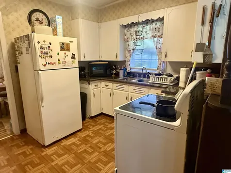 129 10th Street S Bessemer AL 35020