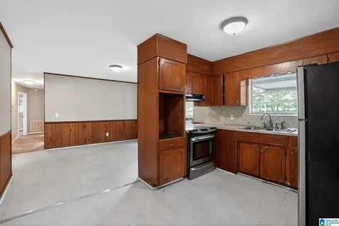 3322 Bonds Avenue Birmingham AL 35224