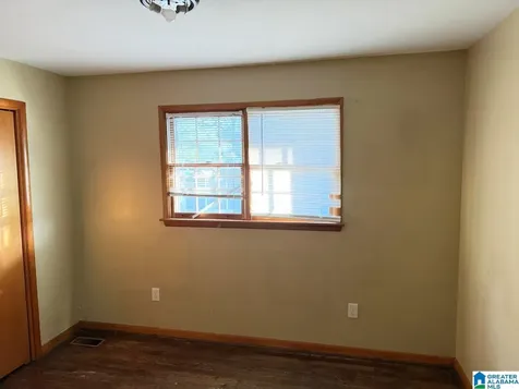 604 40th Place Fairfield AL 35064