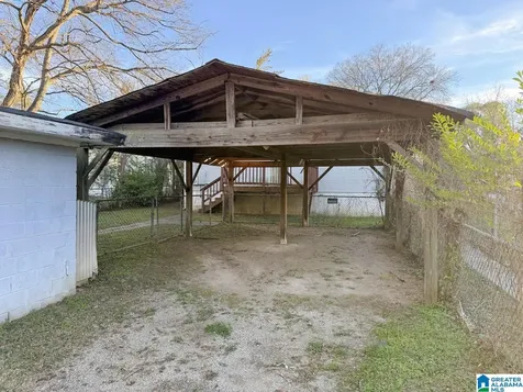 604 40th Place Fairfield AL 35064