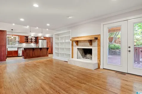 3448 Lynngate Circle Hoover AL 35216
