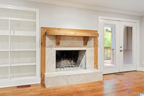 3448 Lynngate Circle Hoover AL 35216
