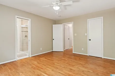 3448 Lynngate Circle Hoover AL 35216