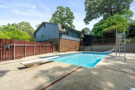 3448 Lynngate Circle Hoover AL 35216