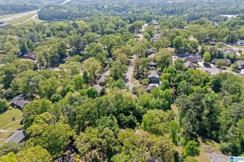 3448 Lynngate Circle Hoover AL 35216
