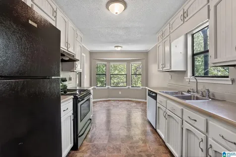 8524 Cedar Bark Creek Birmingham AL 35206