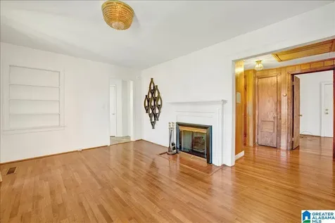 437 4th Street W Birmingham AL 35204