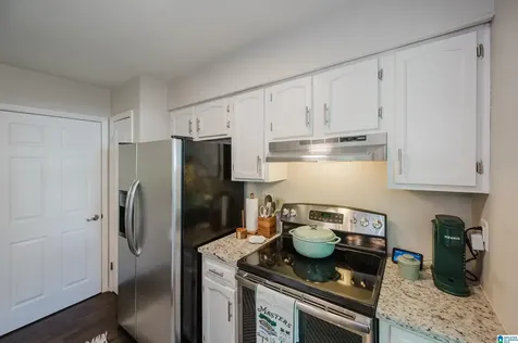 2400 Glenmore Court Birmingham AL 35235