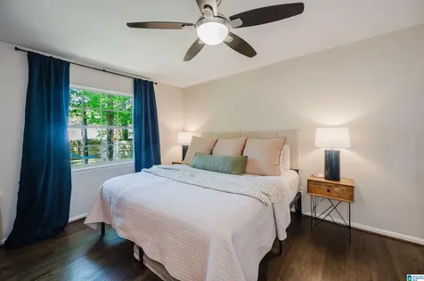 2400 Glenmore Court Birmingham AL 35235