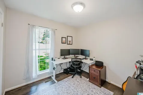 2400 Glenmore Court Birmingham AL 35235