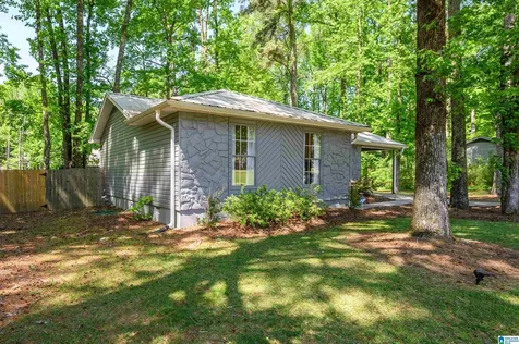 2400 Glenmore Court Birmingham AL 35235