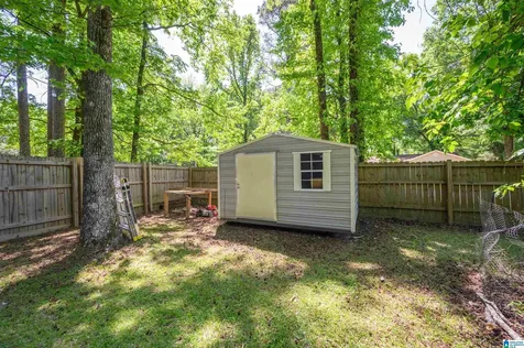 2400 Glenmore Court Birmingham AL 35235