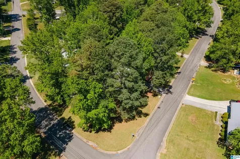 2400 Glenmore Court Birmingham AL 35235