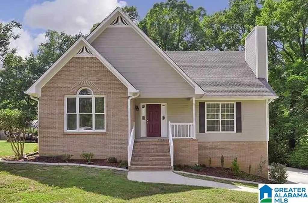 802 14th Avenue Pleasant Grove AL 35127