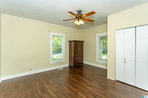 1907 Kelly Loop Road Mount Olive AL 35117