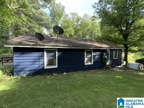 1545 SE 3rd Street Graysville AL 35073
