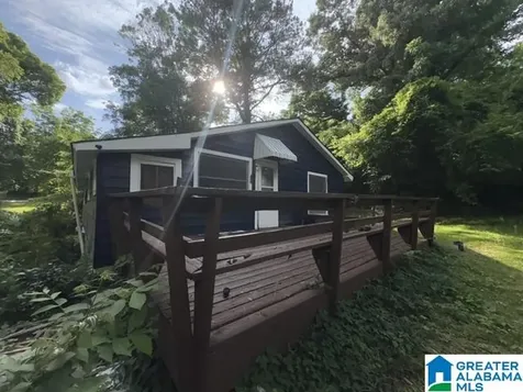 1545 SE 3rd Street Graysville AL 35073