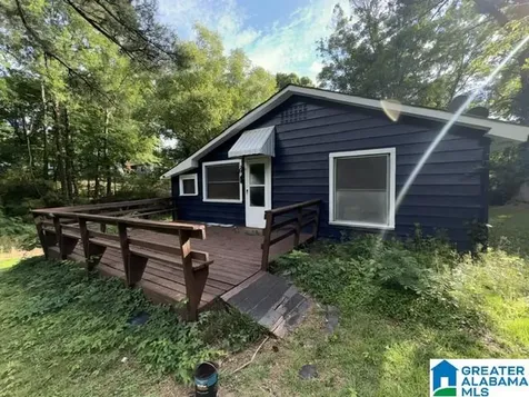 1545 SE 3rd Street Graysville AL 35073