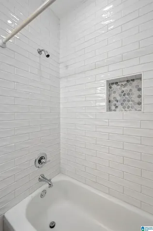9338 Brook Forest Circle Helena AL 35080