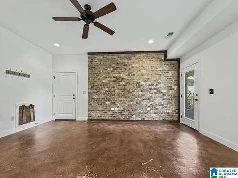 137 Pine Rock Lane Hoover AL 35226
