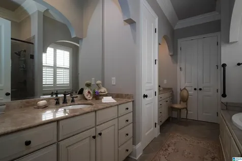 1672 Warren Lane Vestavia Hills AL 35243