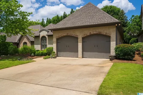 1672 Warren Lane Vestavia Hills AL 35243