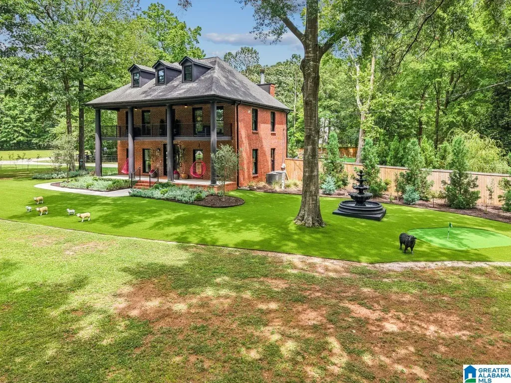 1800 Surrey Trail Helena AL 35080